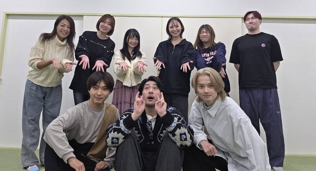 chihoAchiho's tweet image. #オヤヨイ
本日18:00〜🎟️販売開始です✨
素敵な作品揃いです🥺✨
今回出演できるの幸せすぎるっ！！
絶対絶対観にきてほしいですっ！！
年末の忙しい時期だけど…お待ちしてます！
メリクリ&amp;amp;良いお年をしようねっ！！💕

スタートダッシュ💨
お待ちしてます₍₍◝(°꒳°*)◜₎₎💕