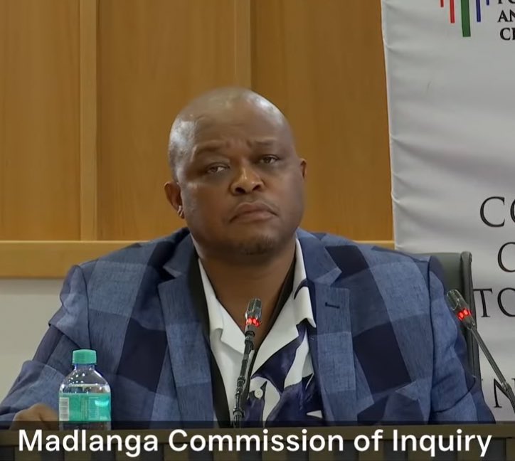 Am_Blujay's tweet image. He is all over the place this guy 😂😂 #MadlangaCommission