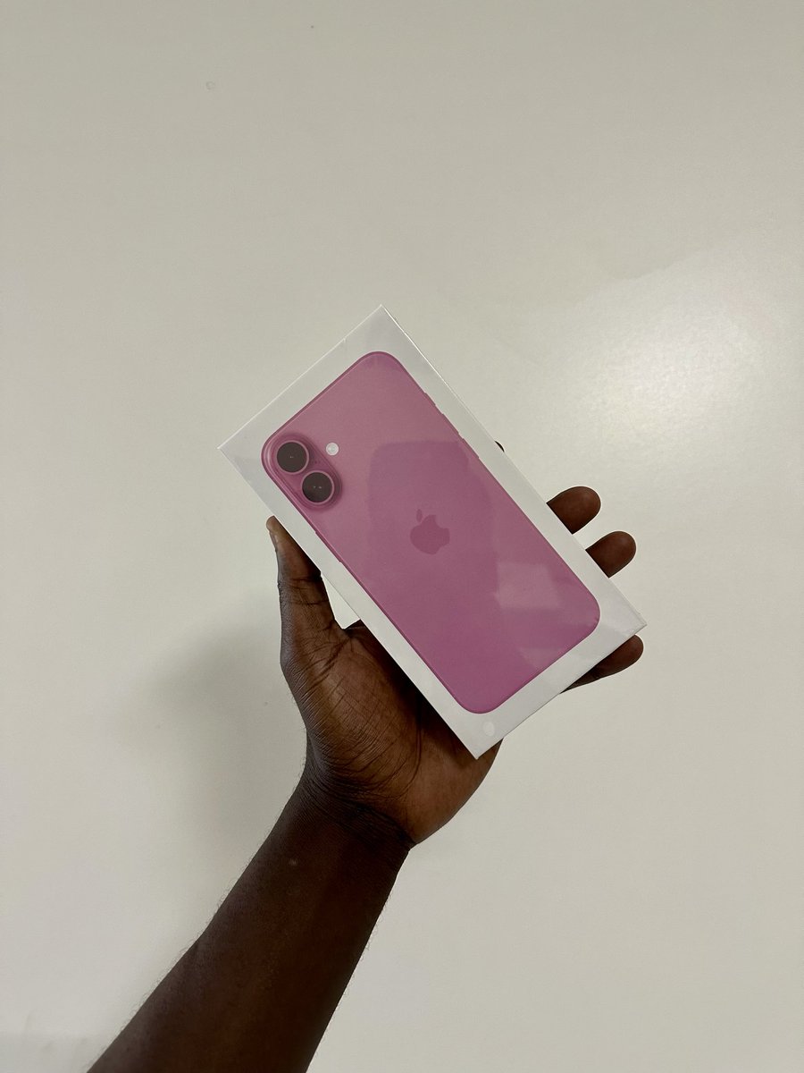 MandaGift's tweet image. BRAND NEW 
iPhone 16 128GB 
Price:K18,500ONLY PROMO PRICE
CALL/WHATSAPP +260773661548
📍E.W Tarry’s TB12 opposite Central Park off Cairo road Lusaka.