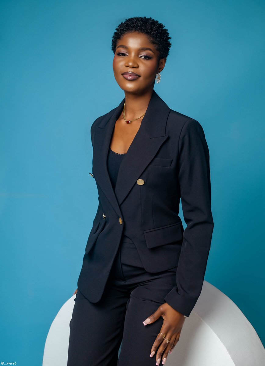 mina_winst's tweet image. Aging like fine wine😍😍😍
Happy birthday to my gorgeous self❤️😘🎉