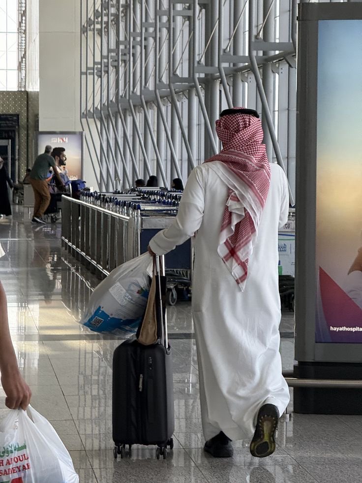 بسم الله 
إلى وجهتنا باذن الله 🙏