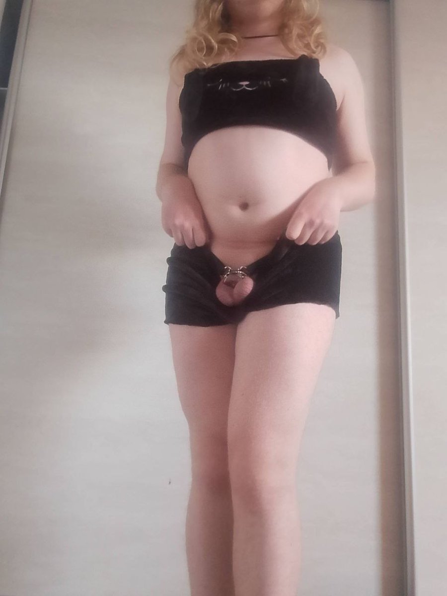 s1nce__'s tweet photo. Hello to those 4 people who read me, here are some new photos 
#chastity #chubby https://t.co/0oaEV4DJ5b