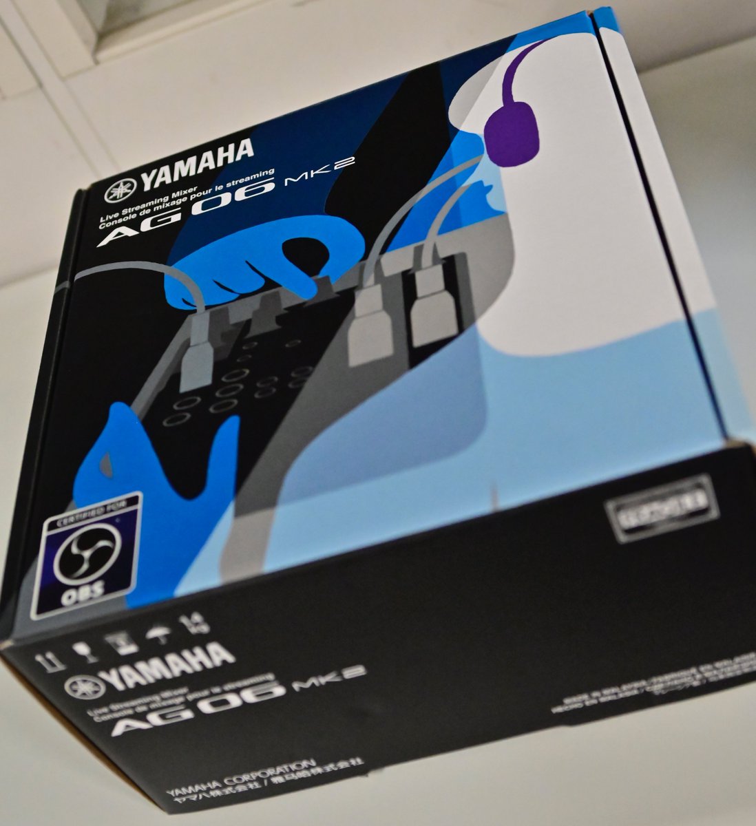 Project_AMTA's tweet image. 2ヶ月友人に貸してたオーディオインターフェイスがついに帰ってきた！
これでオーディオ環境がまた良くなるぜー