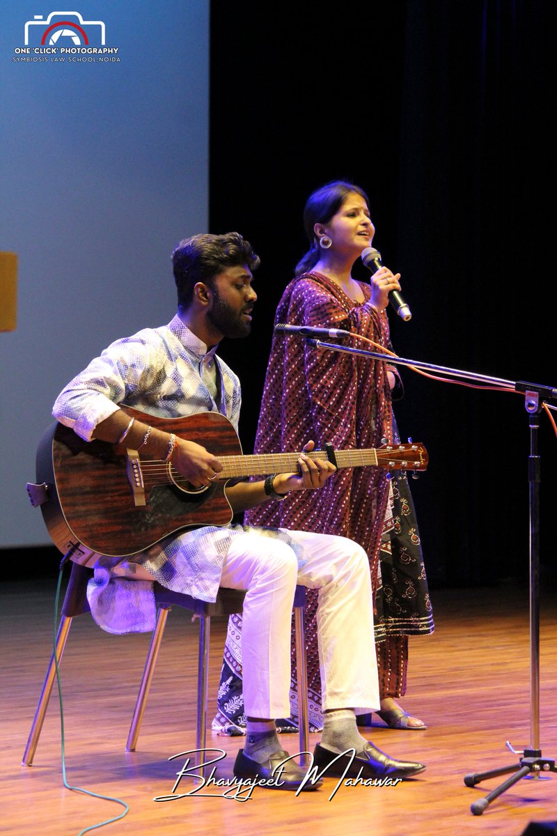 LawNoida's tweet image. Energy, laughter, and new beginnings! 🌟
Ice Breakers Day at Symbiosis Law School, Noida, brought the Batch of 2023–28 together for a day of fun, connection, and unforgettable memories.
.
.
.
#SLSNoida #Icebreakers #Freshers2023 #studentlife #Symbiosis #memories #Campusvibes