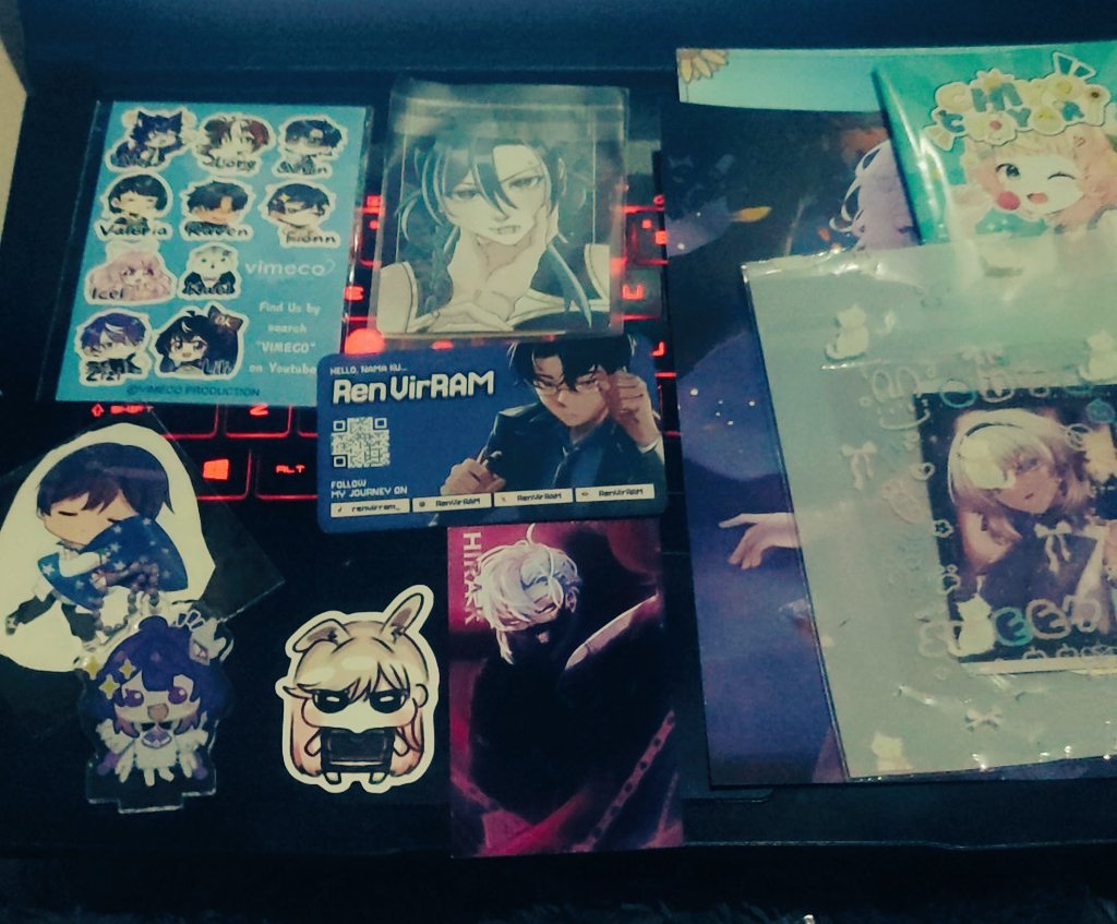 RukaRexius's tweet image. Day 2 CF freebies, terimakasih teman2 yang naro snack di freebies, sumpah itu penyelamat perut di day 2 banget