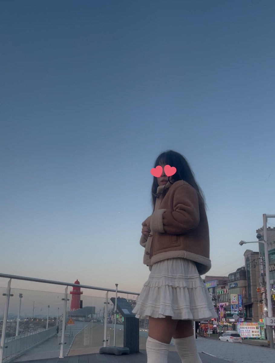 또닝 tweet media
