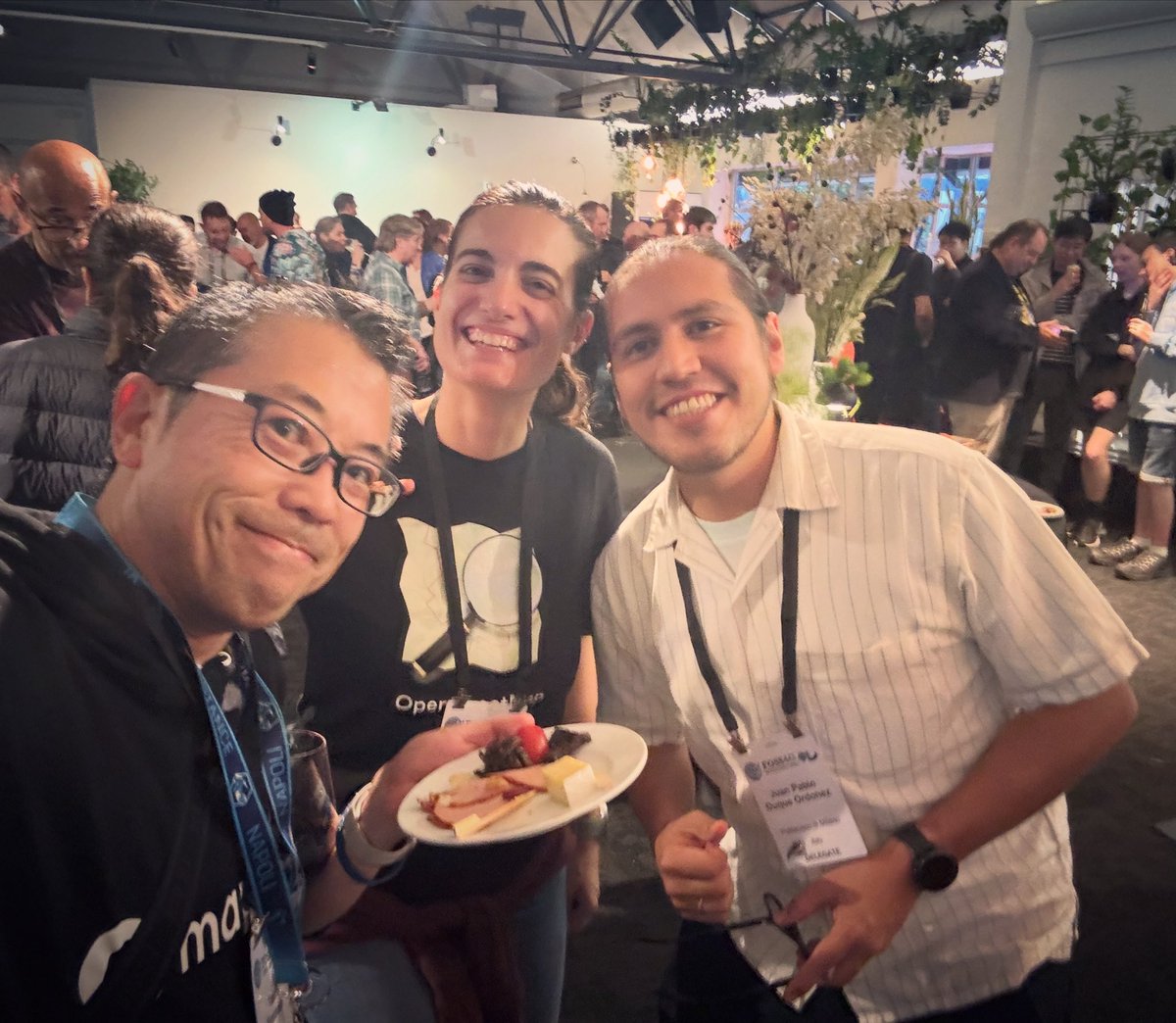 mapconcierge's tweet photo. Team PoliMI at FOSS4G 2025 Auckland :-)
#FOSS4G #PoliMI #GEOlab #FuruhashiLab #古橋研究室 https://t.co/484QhK72tP