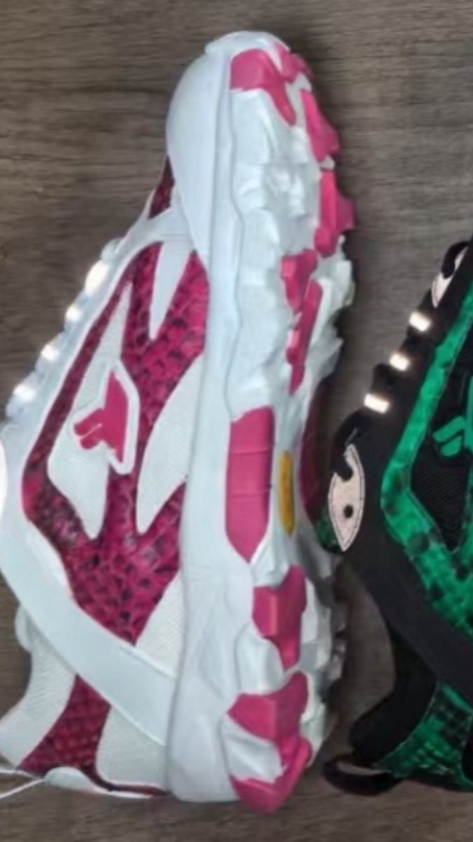 Ian Connor tweet media