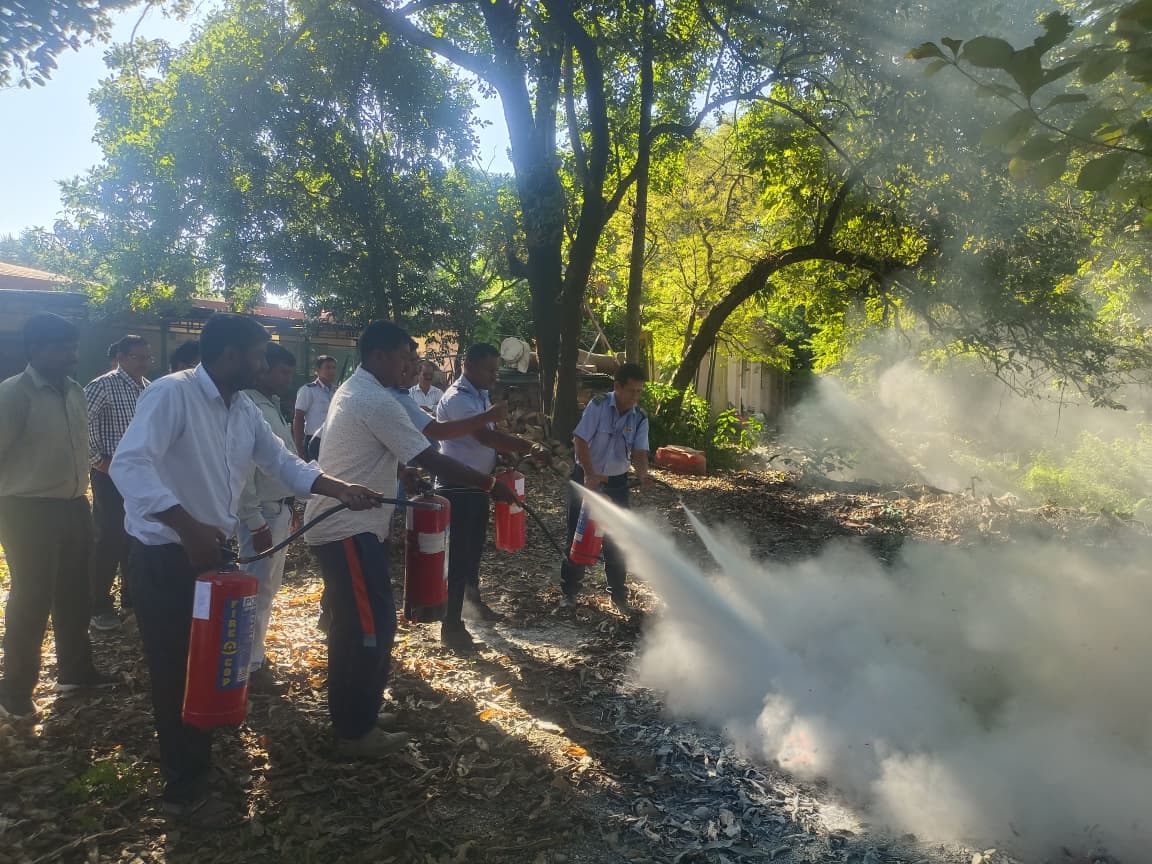 nbscsiliguri's tweet image. Glimpses from today’s mock fire drill at @nbscsiliguri . Quick response, clear coordination, and a team that knows how to stay prepared when it matters. Safety isn’t a one-time exercise; it’s a habit we continually strengthen.

#firedrill #safetyfirst #StayPrepared