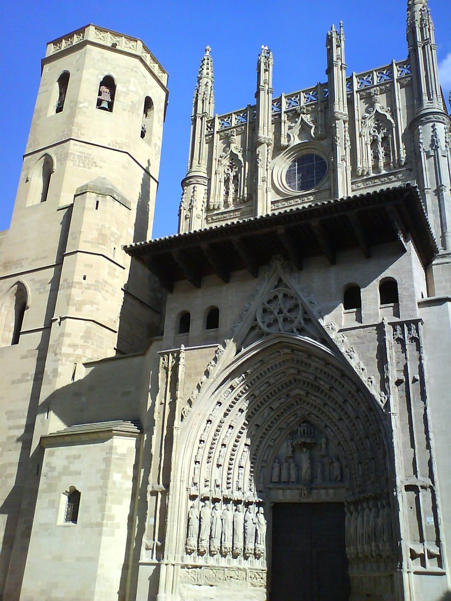 RMedievo's tweet image. Santa Iglesia Catedral de la Transfiguración del Señor de Huesca.
