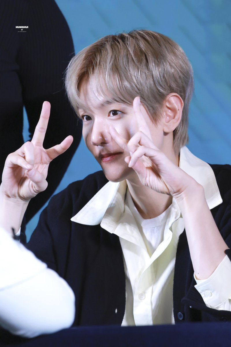 HUNSHUI_0506's tweet photo. 20251116  in SHANGHAI

#백현 #백현이 #BAEKHYUN #ベッキョン
@B_hundred_Hyun @BAEKHYUN_INB100 https://t.co/gs2kZwjm2Q