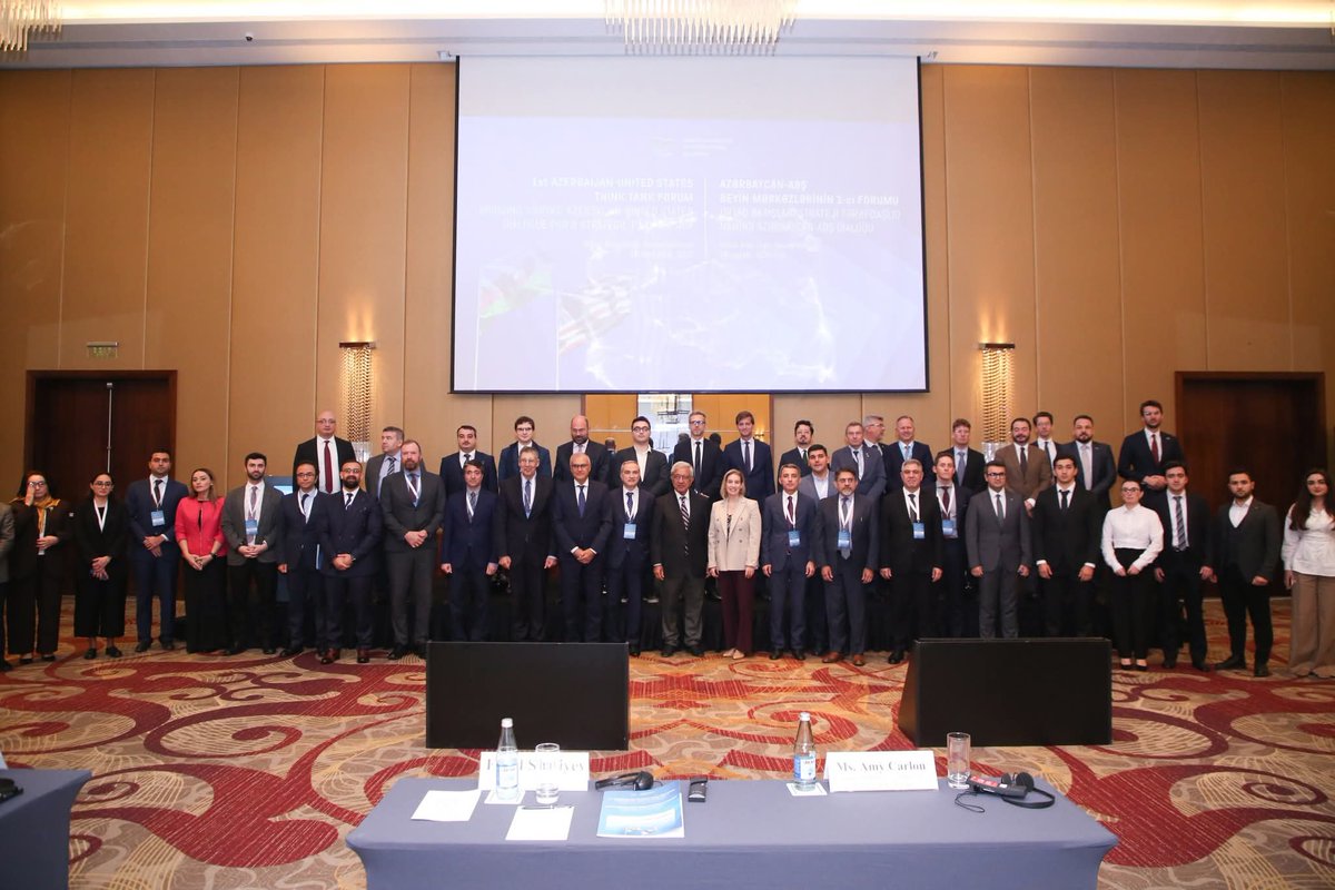 HuseynovIlyas's tweet image. Family photo from the 1st Azerbaijan-US Think Tank Forum.

#azerbaijanusthinktankforum #StrategicDialogue #PeaceProcess #diplomacy #SouthCaucasus #StrategicPartnerships #globaldialogue #internationalrelations