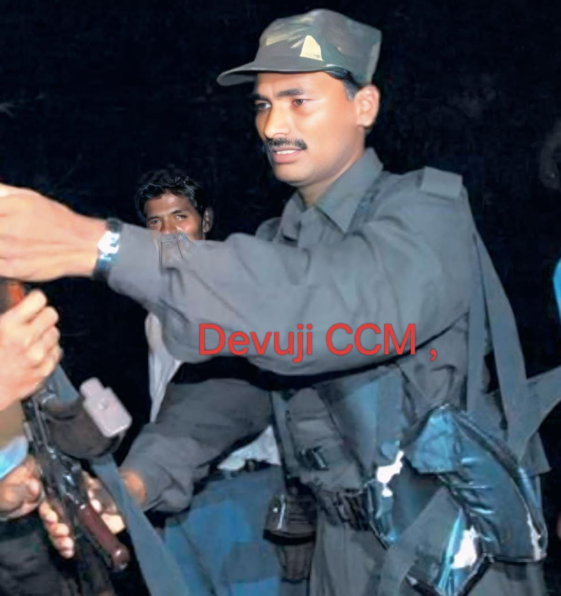 Goreunit's tweet image. 🚨Major success in Anti naxal Operations  

Wanted Central committee member Thippiri Tirupathi alias Devji &amp;amp; his 9 other team members caught alive by security forces. 

He was involved in April 2010 Dantewada ambush, in which about 74–75 CRPF jawans attained veergati. He was also…