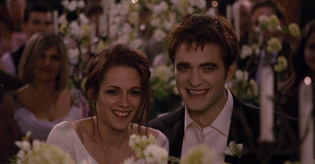 FilmUpdates's tweet image. 14 years ago, ‘THE TWILIGHT SAGA: BREAKING DAWN - PART 1’ released in theaters.