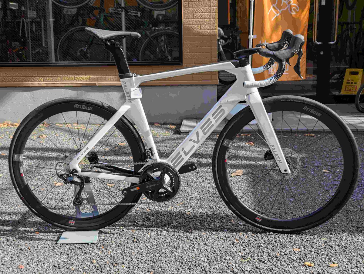 Elves Falath Evoの試乗兼販売車です！ 54サイズ。コンポは12速105油圧