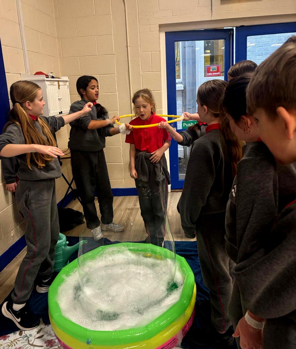 st_navan's tweet image. THE SCIENCE BEHIND WHY BUBBLES POP! Ms Roger&apos;s 4th in action during Science Week last week. @ScienceWeek