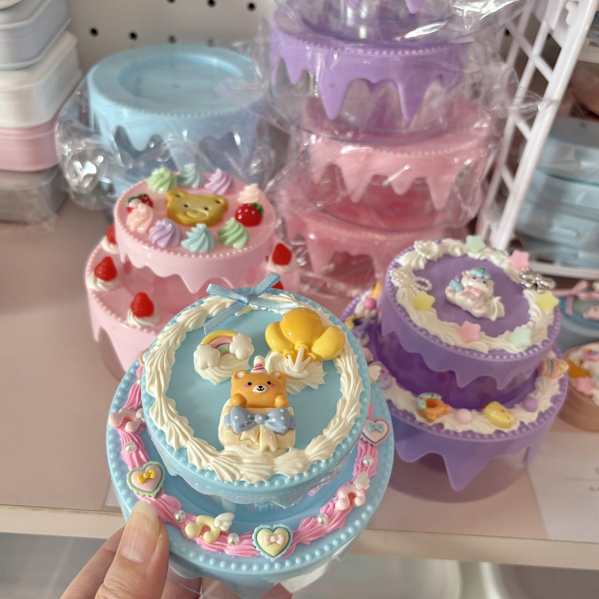 fancy_printemps's tweet image. 本日もご来店いただきありがとうございました💖新しいサンプル作りました🎂中は収納できます✨ #豊橋  #ハンドメイド  #ホイップデコ