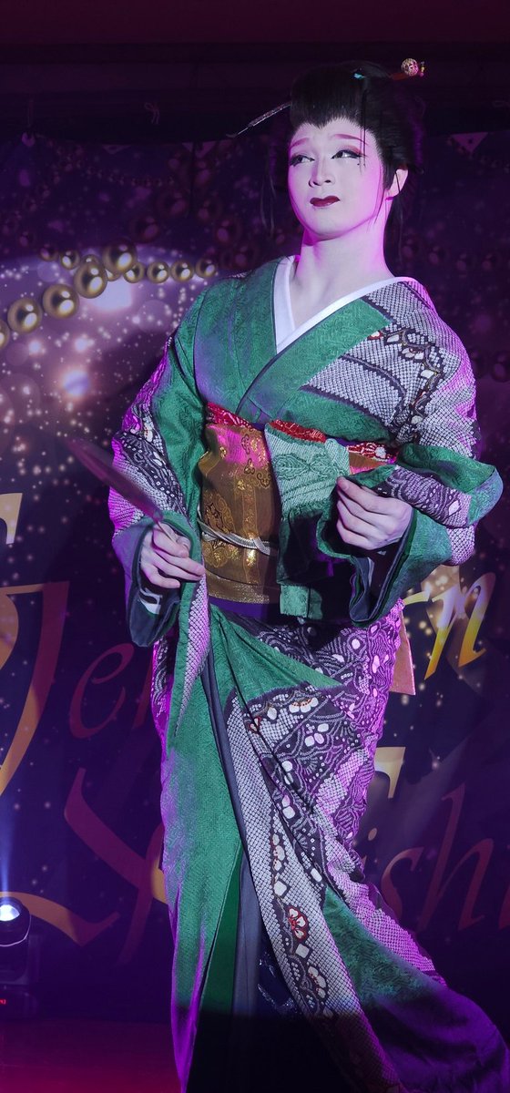 【KA02】すそ引き 紫 グラデーション 川船と笹の葉 しつけ付き 大衆演劇 濃密な空間、カラス アパラタスで体験する、佐東利穂子による新作