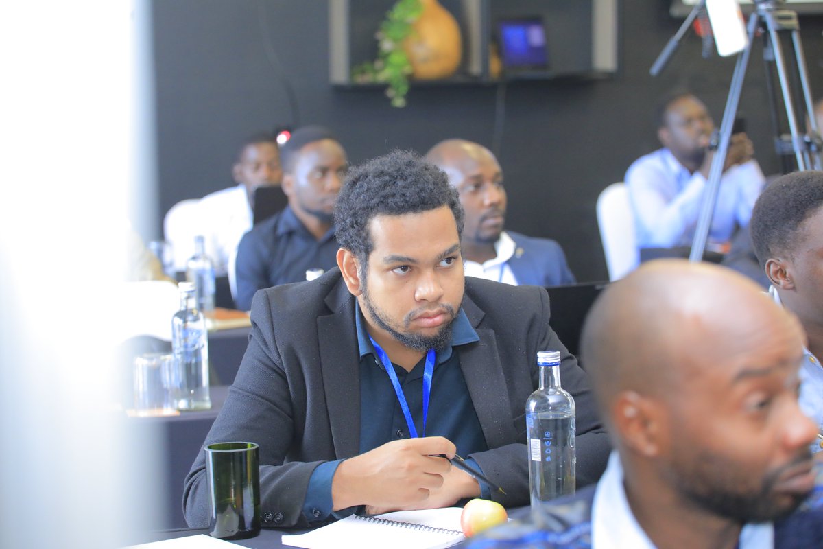 Uganda Media Centre tweet media