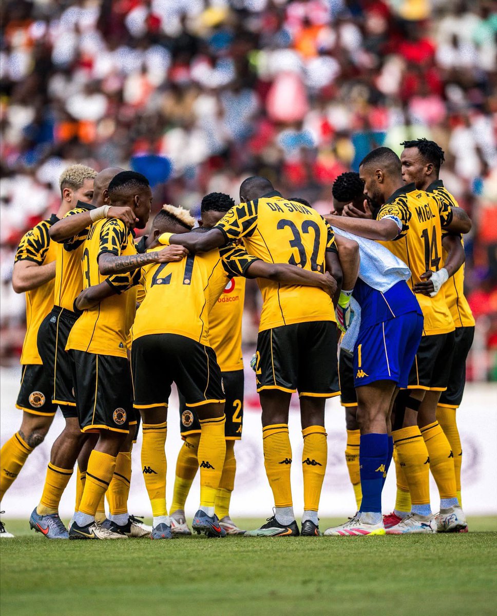 Makonco_M's tweet photo. โ๏ธKaizer Chiefs will travel to Egypt tomorrow ahead of their CAFCC group stages opener against ๐ช๐ฌ Al-Masry on Sunday evening. #๐๐จ๐ญ๐๐ฅ๐๐ง๐๐ซ๐ ๐ข๐๐ฌ๐๐๐
๐๐ ๐ https://t.co/cYD5YFk52B