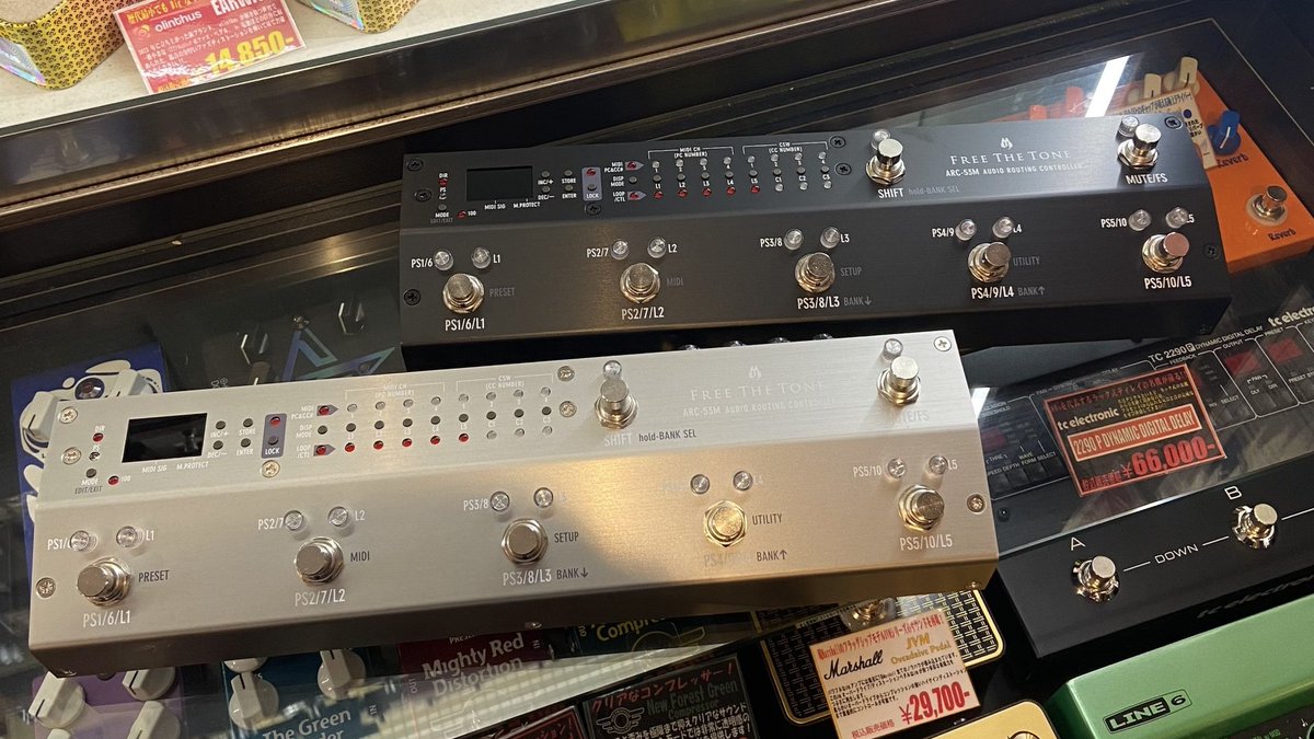 premium_guitars's tweet image. ＃freethetone 「ARC-53M」入荷です🔥🔥
1つのセパレートループを含む5ループの制御とMIDI/コントロール端子での圧倒的な操作性で、足元を一手にまとめ上げます!!

ヴィンテージや希少なペダルを現場で使いたいユーザーもぜひご注目下さい!!