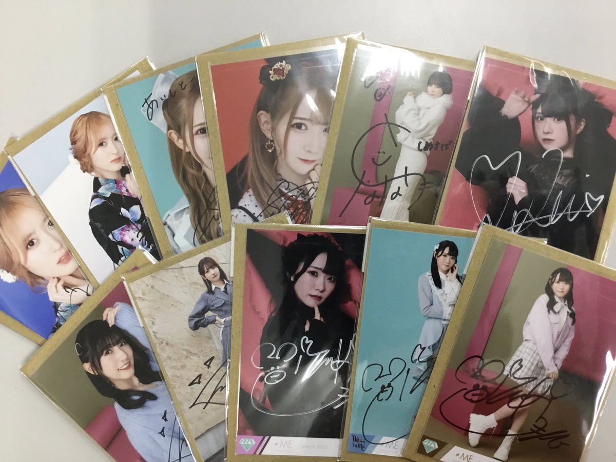 ノイミーちゃん 直筆サイン入り生写真入荷しました！！