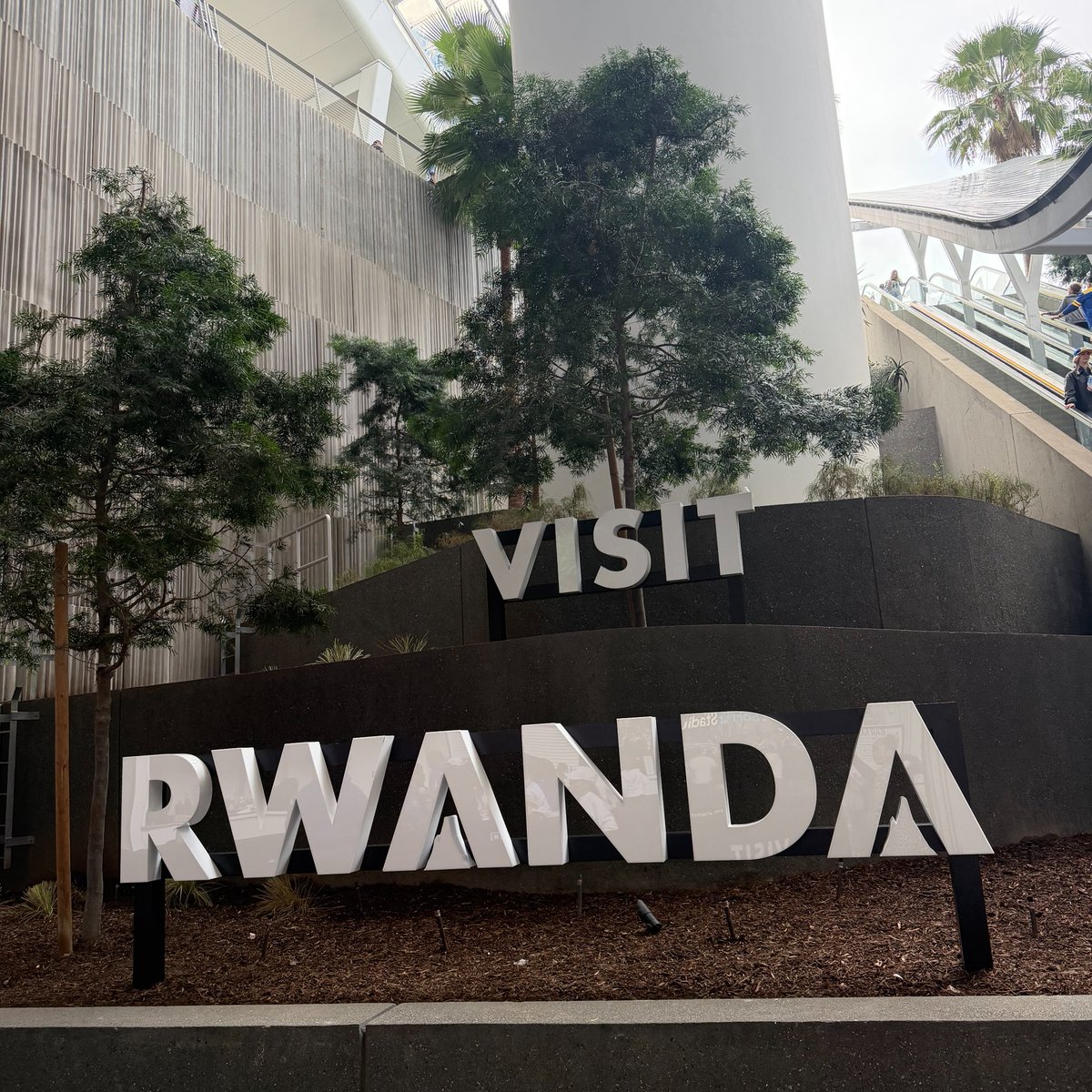 From London to California
Visit Rwanda’s story is showcased through striking, permanent decoration inside SoFi Stadium, giving us unmatched visibility with fans of both the LA Rams and the LA Chargers.
Eight years of steady progress have brought Rwanda into the spotlight of Los