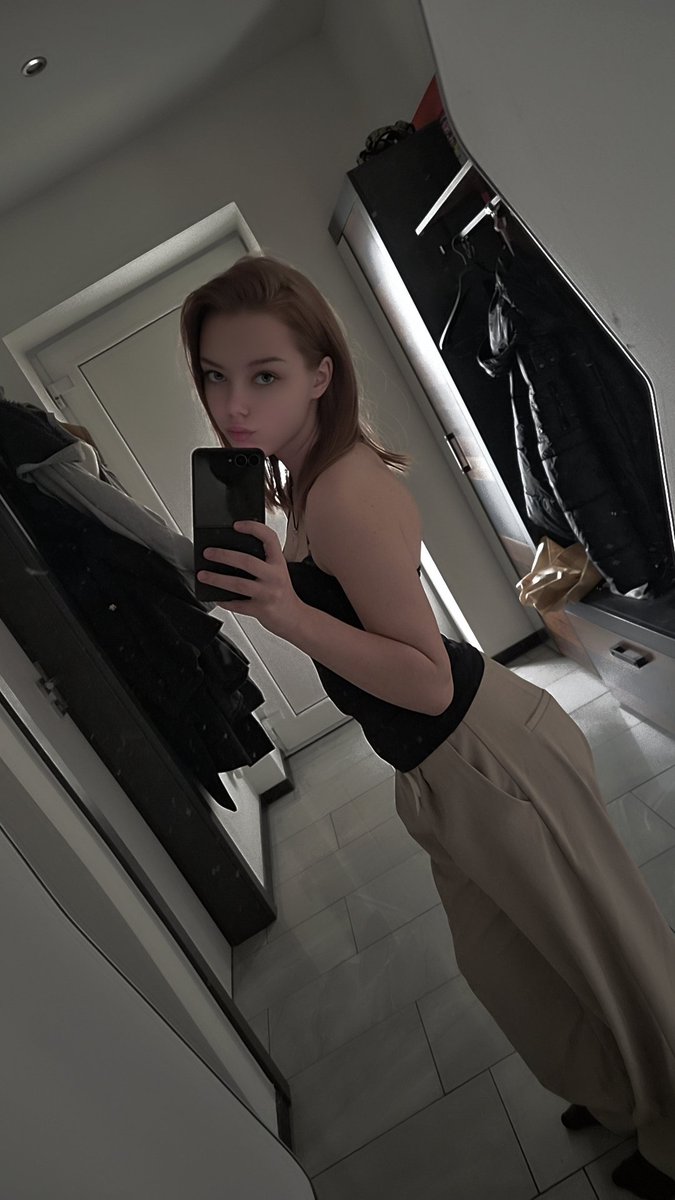 Vermisst ihr mein perfektes Gesicht etwa? Na gut manche wallets habe es sich ja verdient😙💋😂