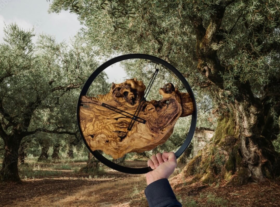 NHodiny's tweet photo. Představujeme 🕰👍
Každý kus dřeva má svůj příběh. Tyto hodiny jsou vyrobeny z padlých olivovníků, které by jinak skončily v kamnech.

Výrobce:
https://t.co/19b8BeYZ3u

#moonclock #art #clock #wallclock #industrialclock #woodenclock #black #hodiny #nastennehodiny #drevenehodiny https://t.co/RcTFMRen4M