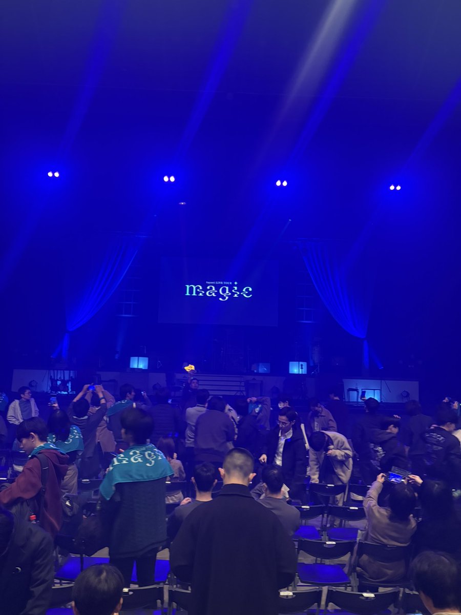 sunsuntaiyo222's tweet image. 先日はtayoriというバンドのライブに参加しておりました！
なんかもう神々しかったです（語彙力）
最高でした！また会いに行きます！
 #tayori  #isui  #raku  #tazuneru