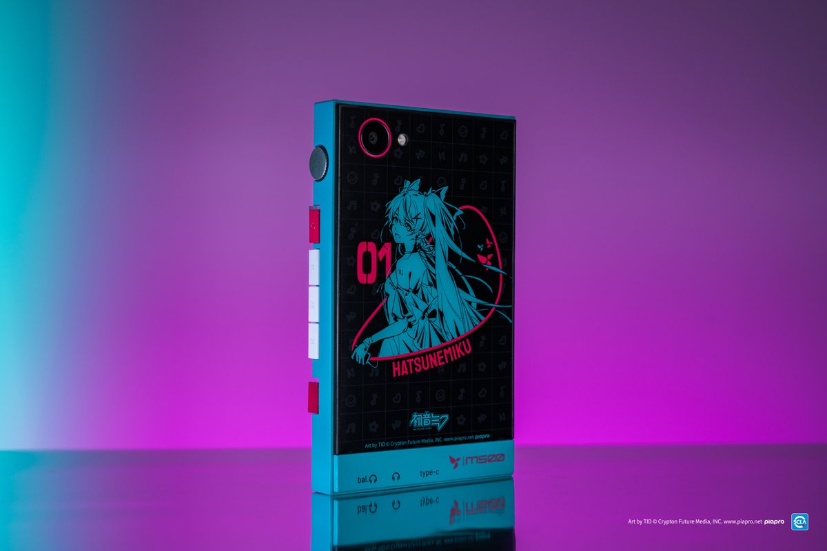 Just like our previous collaborative product, we’ve hidden some Easter eggs in the system this time as well—can’t wait to see if anyone discovers them!

#hibydigital #hibydigitalm500 #hibydigitalyume #hatsunemiku #hibydigitalxhatsunemiku