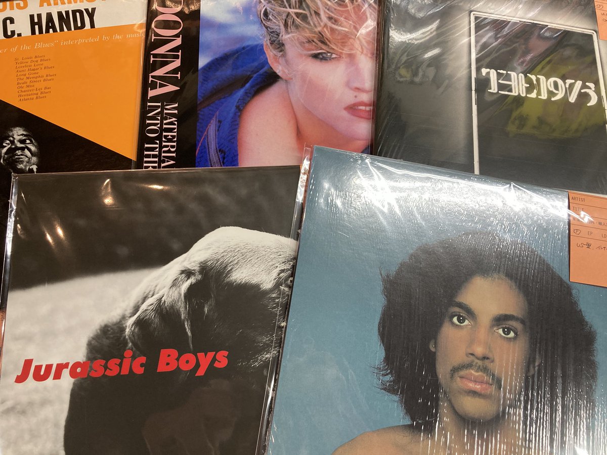 好きなレコードを聴く会】 11月21日今週の金曜日です！ 今回初の試みで