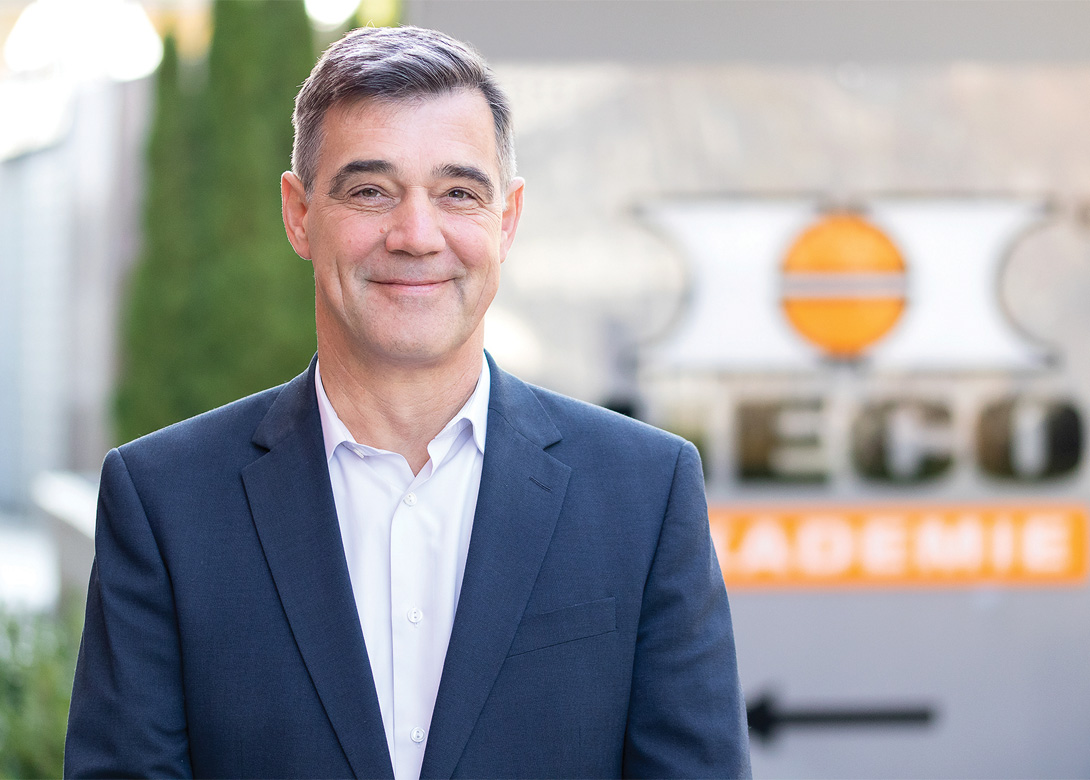 FastenerFixing's tweet image. In this interview, Achim Carstanjen, of HECO-Schrauben, shares insights into the company’s manufacturing capabilities and the challenges and opportunities shaping the fastener industry in Europe.
ow.ly/vZ7750Xsnjw
Subscribe to our newsletter: ow.ly/C8oO50PRZL3