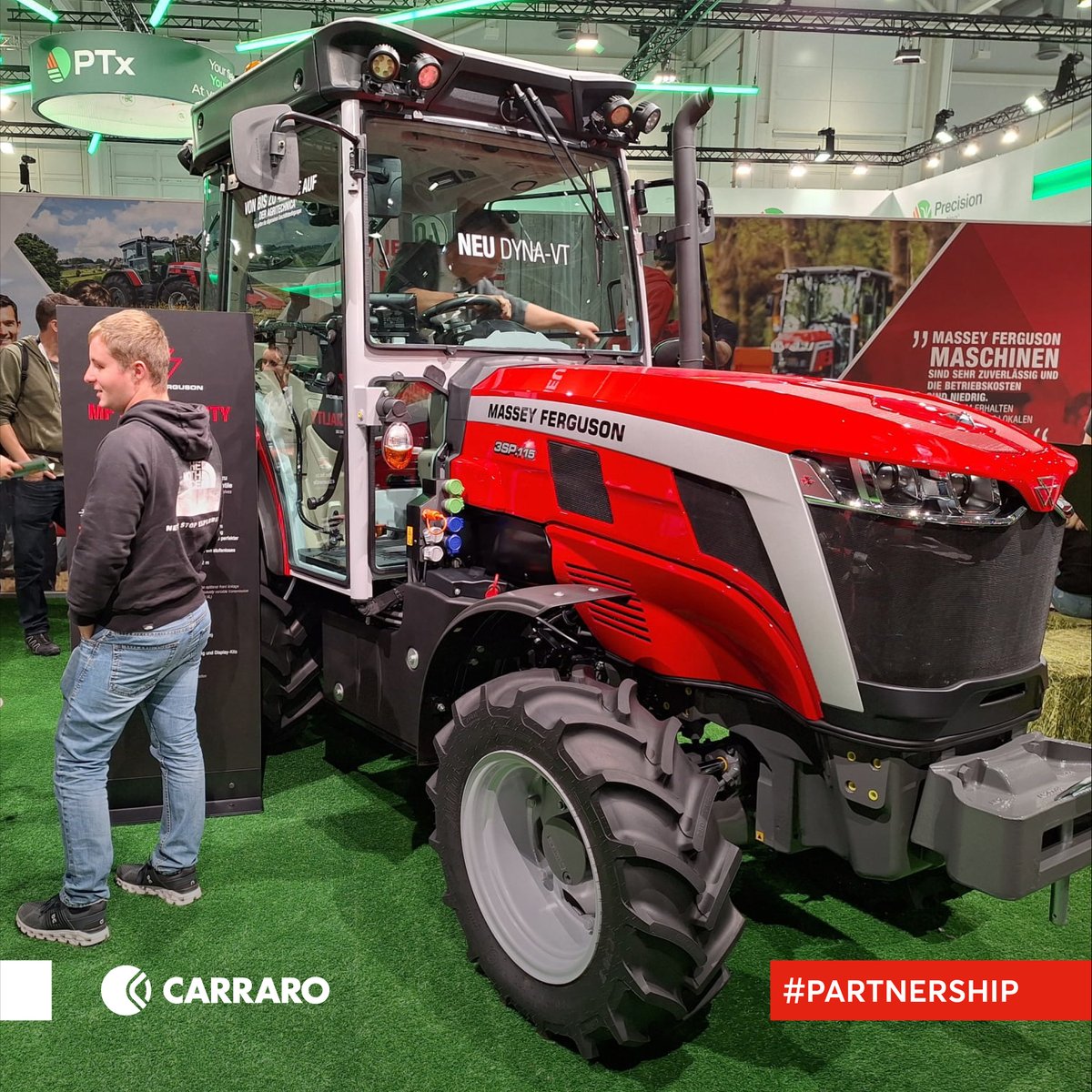 Setting new standards in specialty farming! 🚜 #Carraro #CVT technology powers the Massey Ferguson MF 3 Speciality Series, unveiled at Agritechnica 2025. Innovation delivering efficiency and top field performance. carraro.com/en/media-news/… #Agritechnica2025