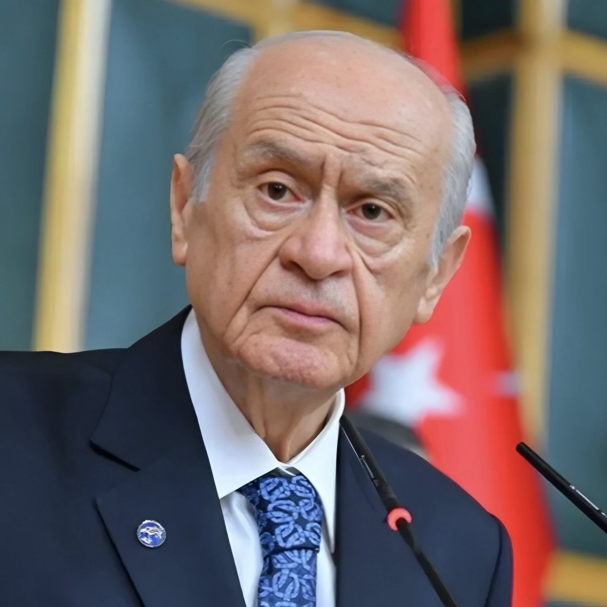 Bahçeli'nin terörist Öcalan ile görüşmek için İmralı'ya gitmesine ilişkin ne düşünüyorsunuz?

A- Destekliyorum 
B- Teröristle görüşülmez 
C- Yorum yok