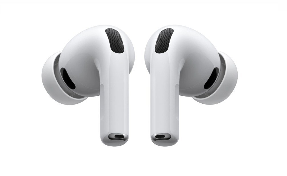 techonthego's tweet photo. Live Translation on AirPods coming to the EU in December:  https://t.co/VrqJoN6r2D  #techonthego #technews #gadgets https://t.co/1pcudy7EPK