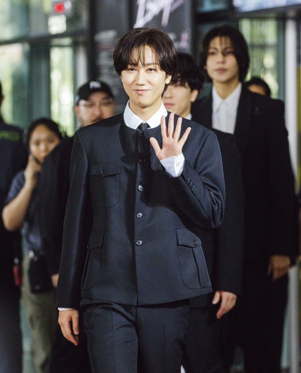 Snow Man Launches First Pop-Up Store in Bangkok with Memb