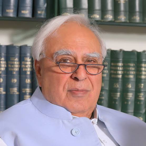 BREAKING 🚨 

Kapil Sibal criticises centre for 
' misusing institutions ' .🔥🔥

From 2014 to 2025 , India lost many 
wonderful years , when it could have progressed leaps and bounds .