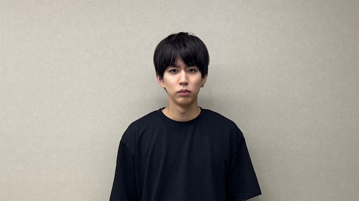googlejapan's tweet photo. 使用 OK なはじめしゃちょー素材はこちら↓

【サムネ画像作り方】
① Gemini アプリ ダウンロード（無料）
② チャットの画像生成ボタンを押す（🍌が目印）
③ ↓の画像と一緒に作りたいイメージを入力する
④ 投稿文に画像のタイトルを添えて #はじめしゃちょーぶっ飛びサムネ選手権 で投稿して完了 https://t.co/coWiI1S8Op
