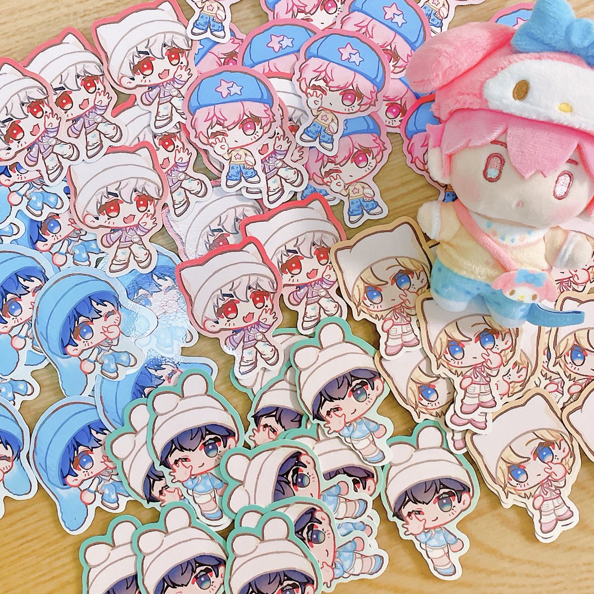 nathernal's tweet photo. Encore Concert day1&amp;2 응원stickers https://t.co/Iiy18fbmP5