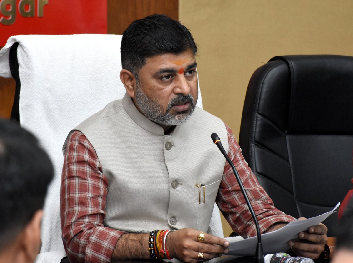 MLASanjaysinh's tweet image. વડાપ્રધાન શ્રી @narendramodi જીની પ્રેરણાથી ભારત સરકારની રાષ્ટ્રીય આપત્તિ વ્યવસ્થાપન સત્તામંડળ તથા ગુજરાતના મુખ્યમંત્રી શ્રી @Bhupendrapbjp ના માર્ગદર્શન હેઠળ ગુ.રા.આપત્તિ વ્યવસ્થાપન સત્તામંડળના સંયુક્ત ઉપક્રમે તેલ અને રાસાયણિક આપત્તિ ની રાજ્ય સ્તરની મોકડ્રીલનું આયોજન.....