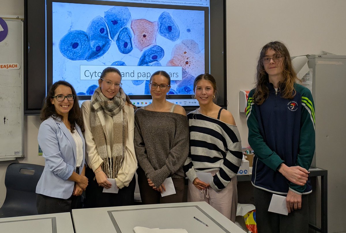 SETU_CWScience's tweet image. Huge thanks to Dr. Adriana Cunha Neves for organising last week’s Science Week activities, one of which was this interactive session on cytological diagnosis in PAP smears to 5th &amp;amp; 6th year students from Coláiste Pobail Osraí #ScienceWeek #awareness
#learning