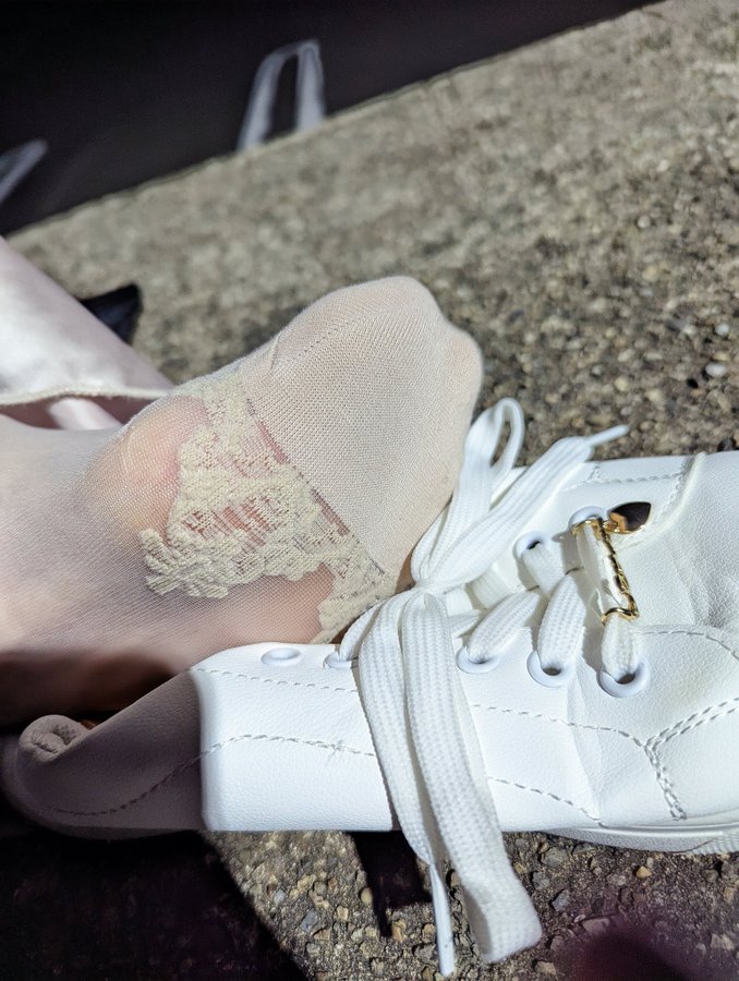 chimmou Chaima (@chimmouc75360) on Twitter photo 