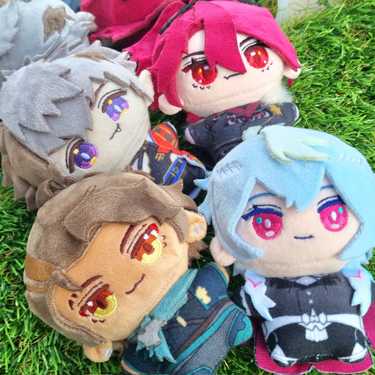 I'll be releasing my armis plushies after the official nui period ends! I don't want them to clash 🤔

In the meantime, feel free to ask me anything about them if you have any questions/concerns!