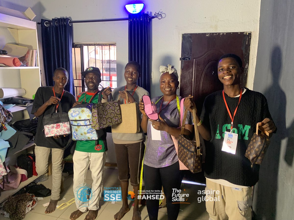 OfficialAHSED's tweet photo. Young men &amp; women in our FREE shoe &amp; bag-making program are turning skills into opportunity. 👟👜✨

Every stitch pulls them away from crime and closer to dignity, income, and purpose.

Empower the youth, empower the nation.
#AHSED #ProjectSSE #YouthEmpowerment #Tantita https://t.co/Bi9HcPfyb6