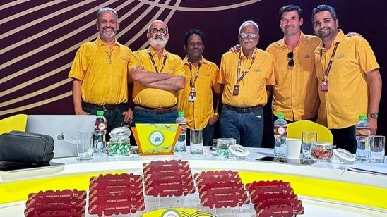 MoInsiders's tweet image. CSK have quietly positioned themselves as one of the smartest operators this season.
First they handled their replacements perfectly, bringing in Dewald Brevis, Ayush Nhatre and Urvil Patel to immediately fix gaps from last season. Then came the big move, the trade for Sanju…