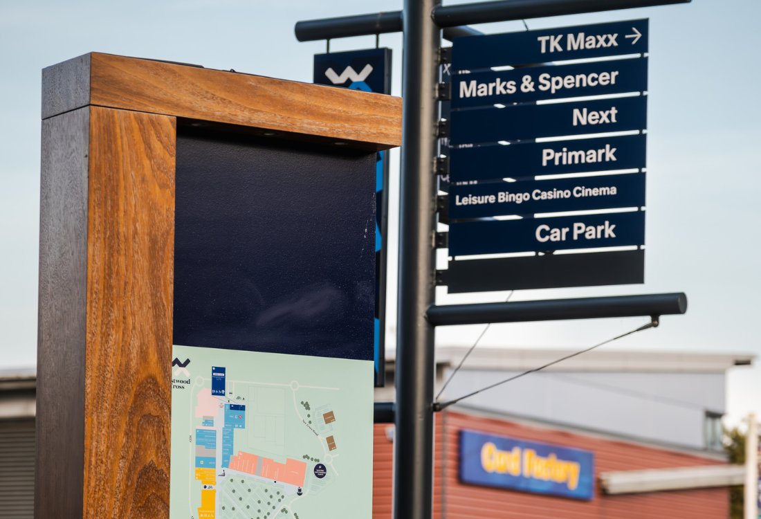 How Custom Wayfinding Solutions Enhance the Customer Experience: hubs.ly/Q03MvKK40