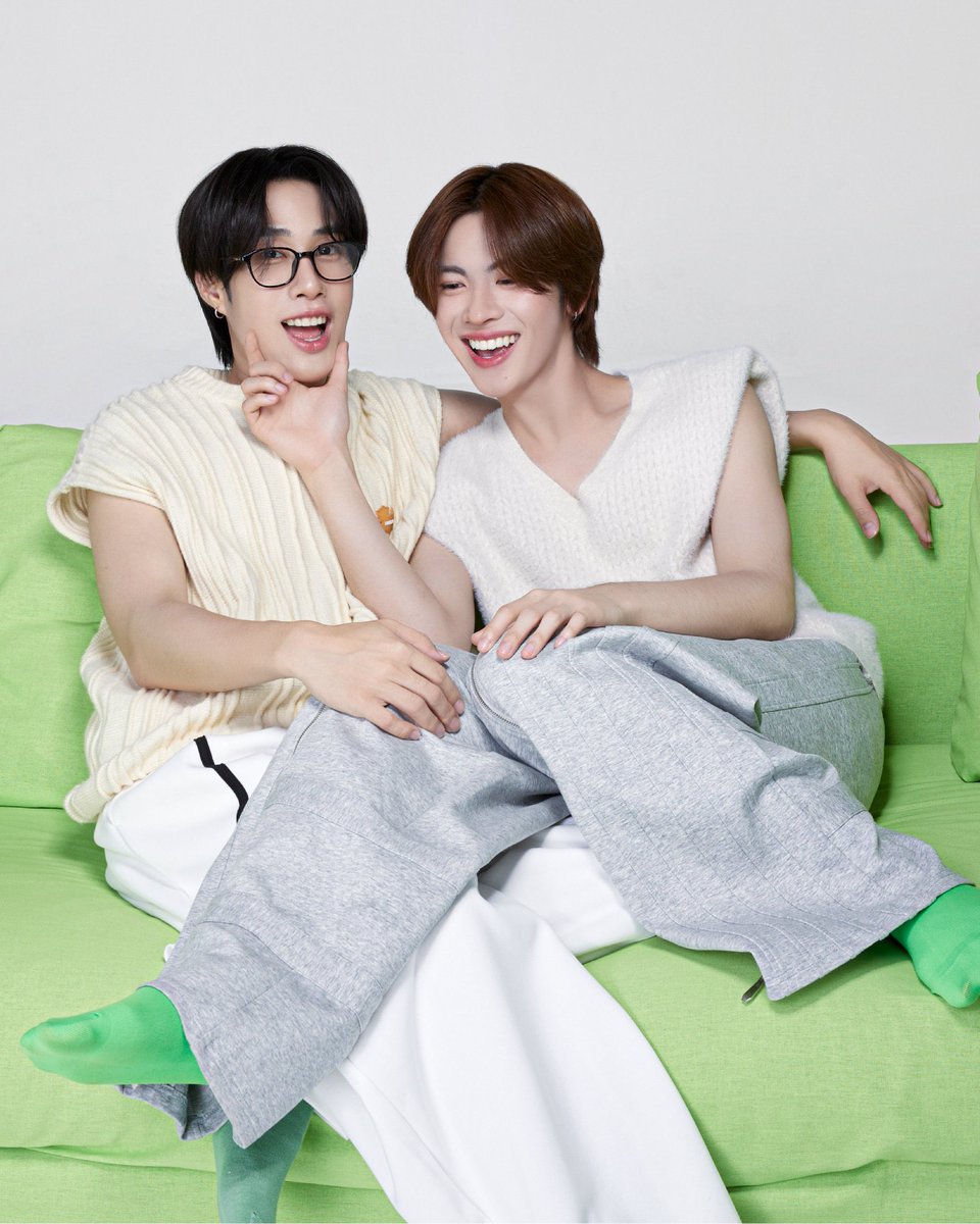 mildgee29's tweet image. รูปน่ารักมากกกก หื้ออเนิร์ดกับคนจ๋วยอะ🫳🏻🥺✨