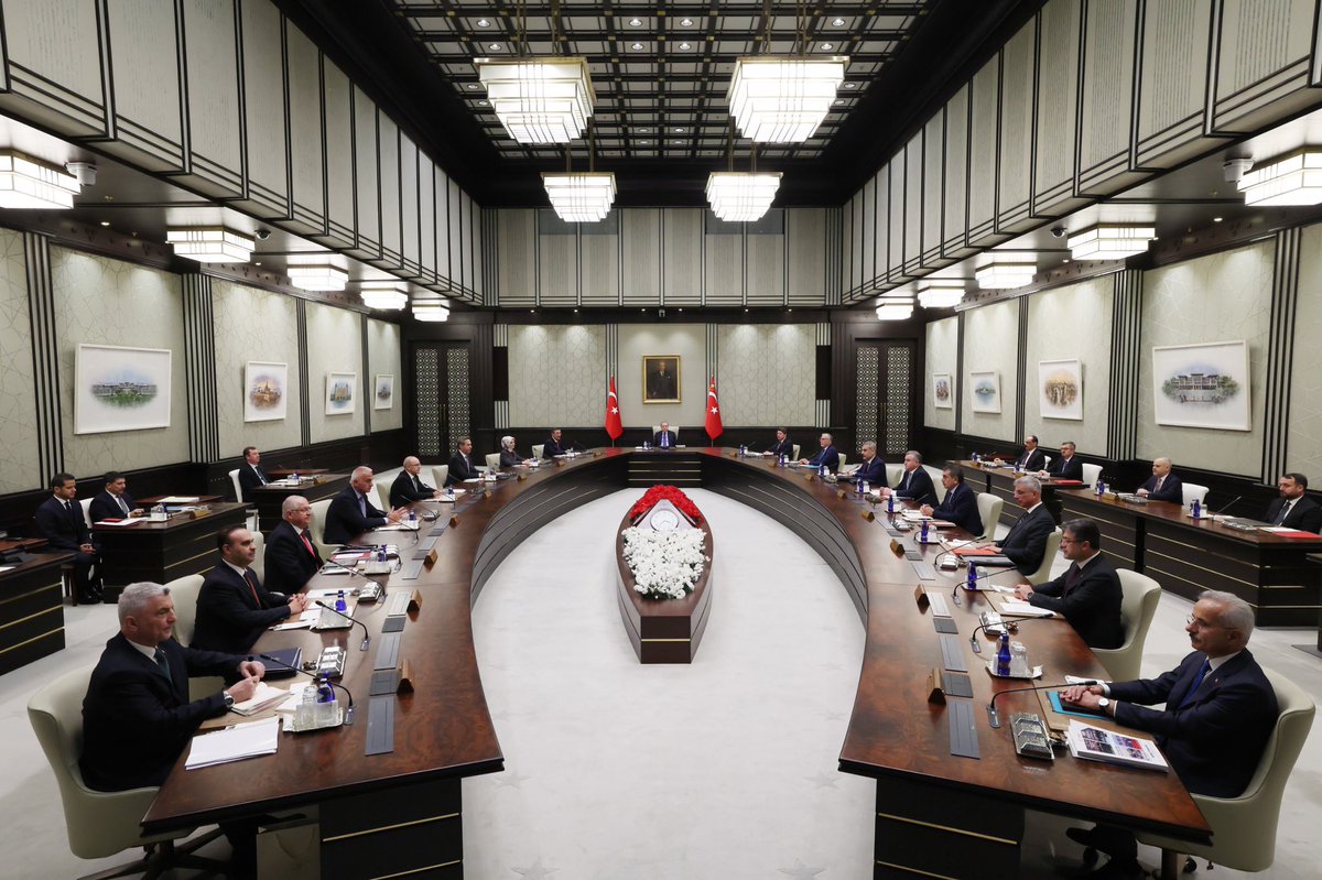 analistcii's tweet image. Cumhurbaşkanlığı Kabinesi, Cumhurbaşkanımız Sayın Recep Tayyip Erdoğan’ın başkanlığında Cumhurbaşkanlığı Külliyesi’nde toplandı.