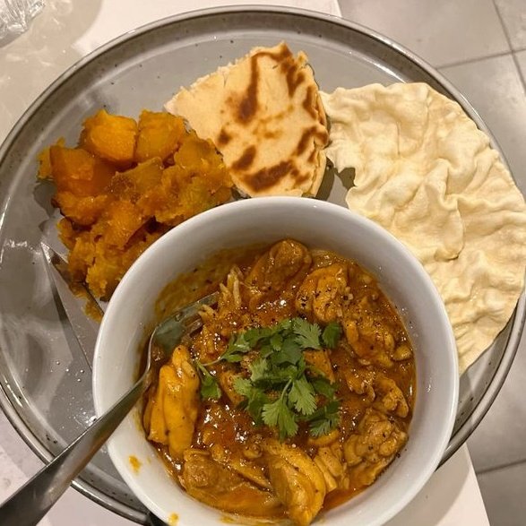 sweetberryfair's tweet image. #foodpoll // choose one from each country 

#interactivethread #edtwt